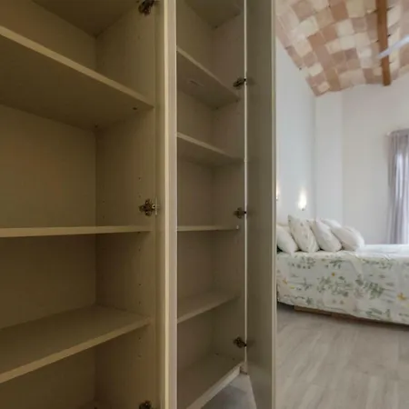 Eva's Apartment *